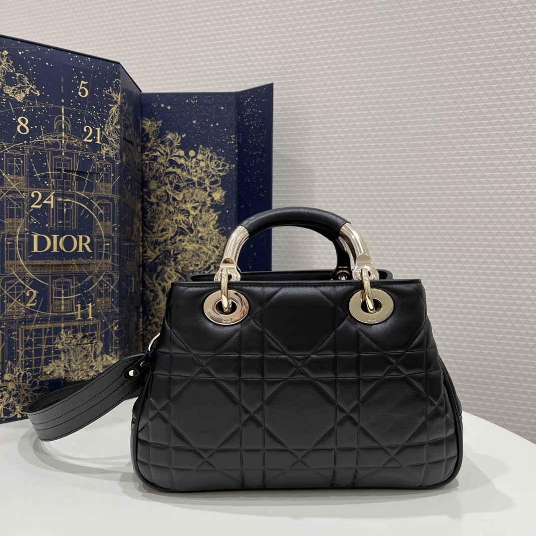 D*or 95-22 top handbags-25*10*16cm