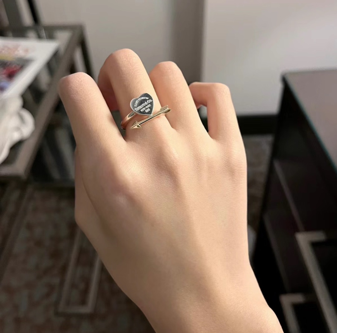 T*f*ny ring