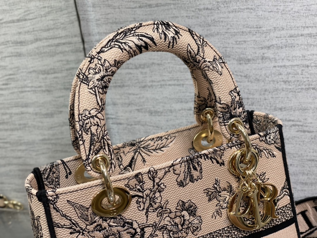 lady D*or handle bag-24cm