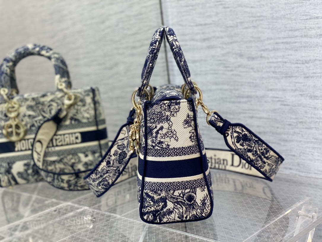 lady D*or handle bag-24cm