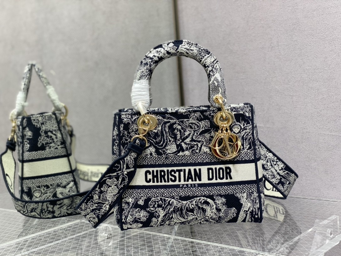 lady D*or handle bag-24cm