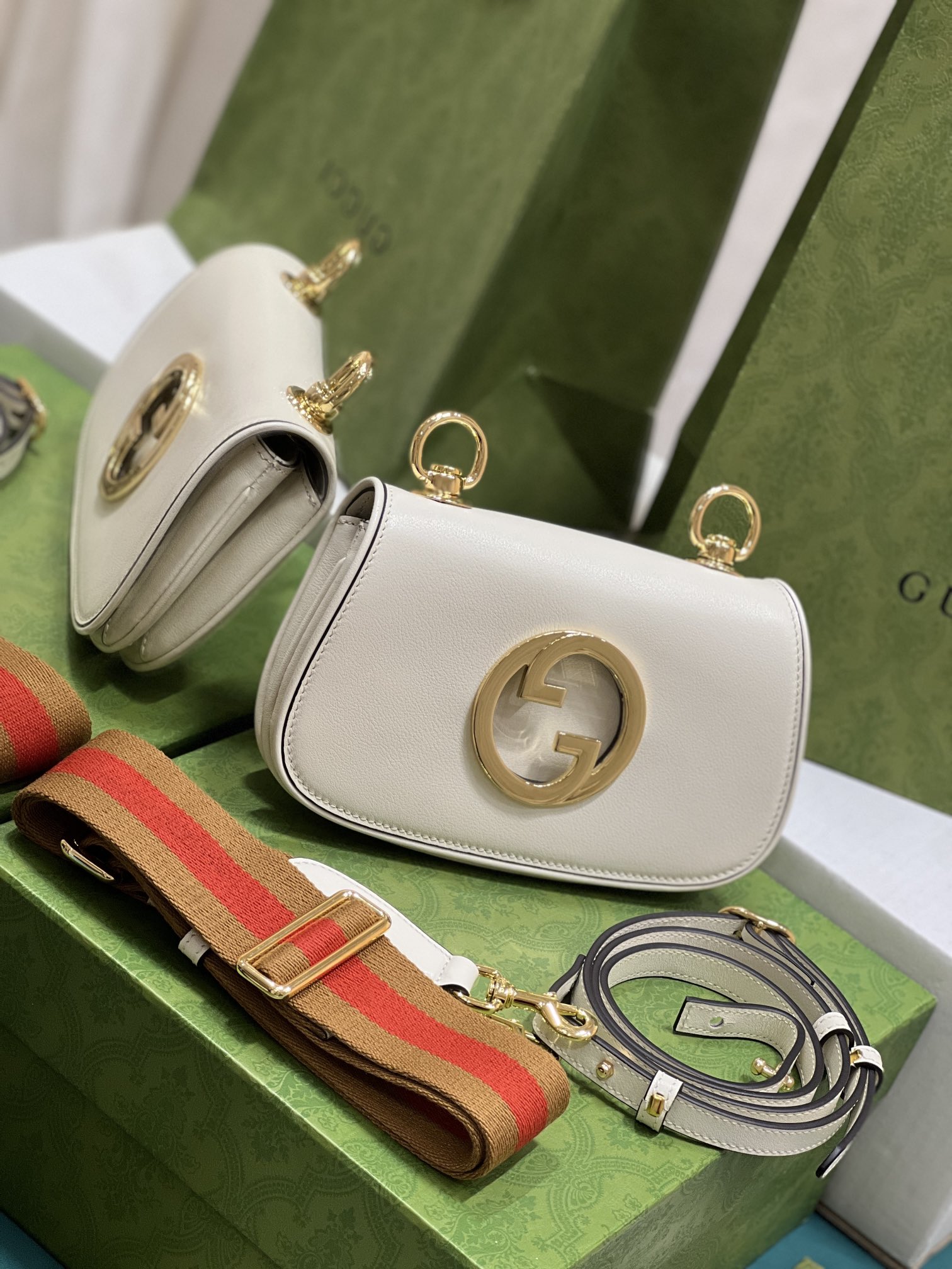 G*u*i blondie shoulder bag-22*13*5.5cm