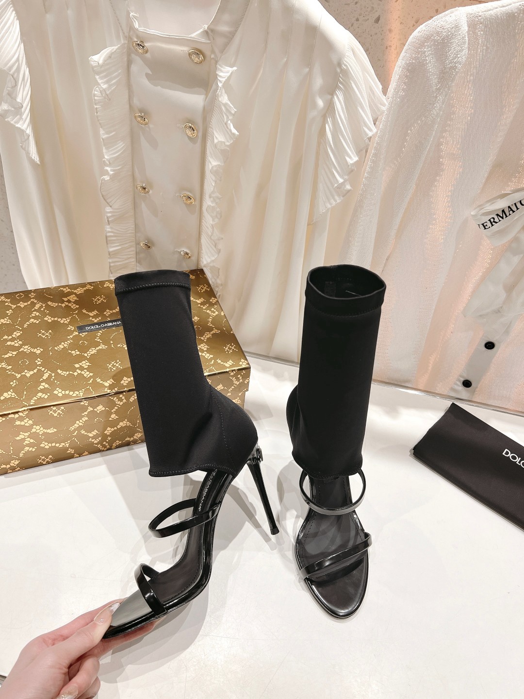 d01ce Gab*a*a heels