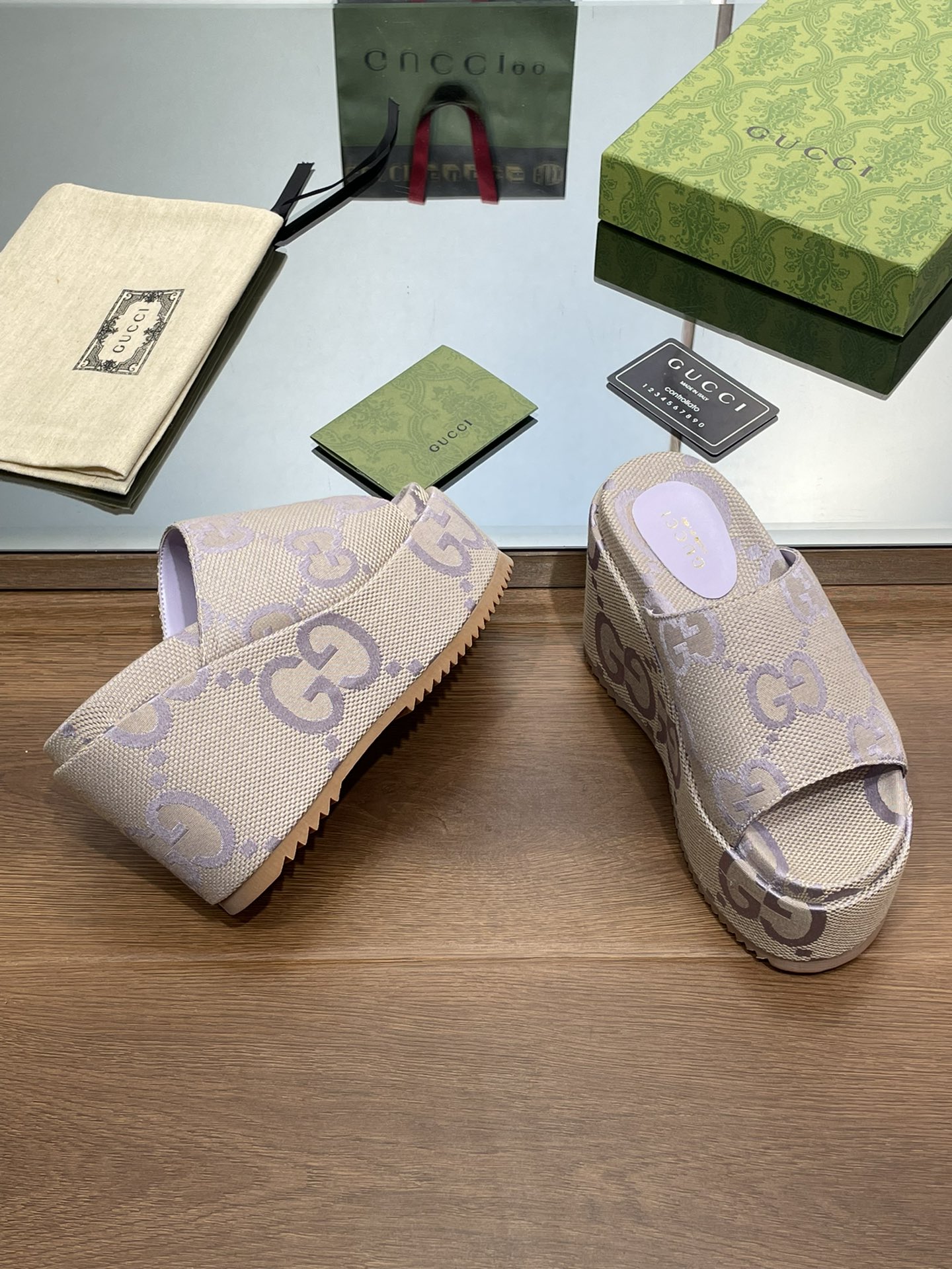 G*u*i slides(size35-43)