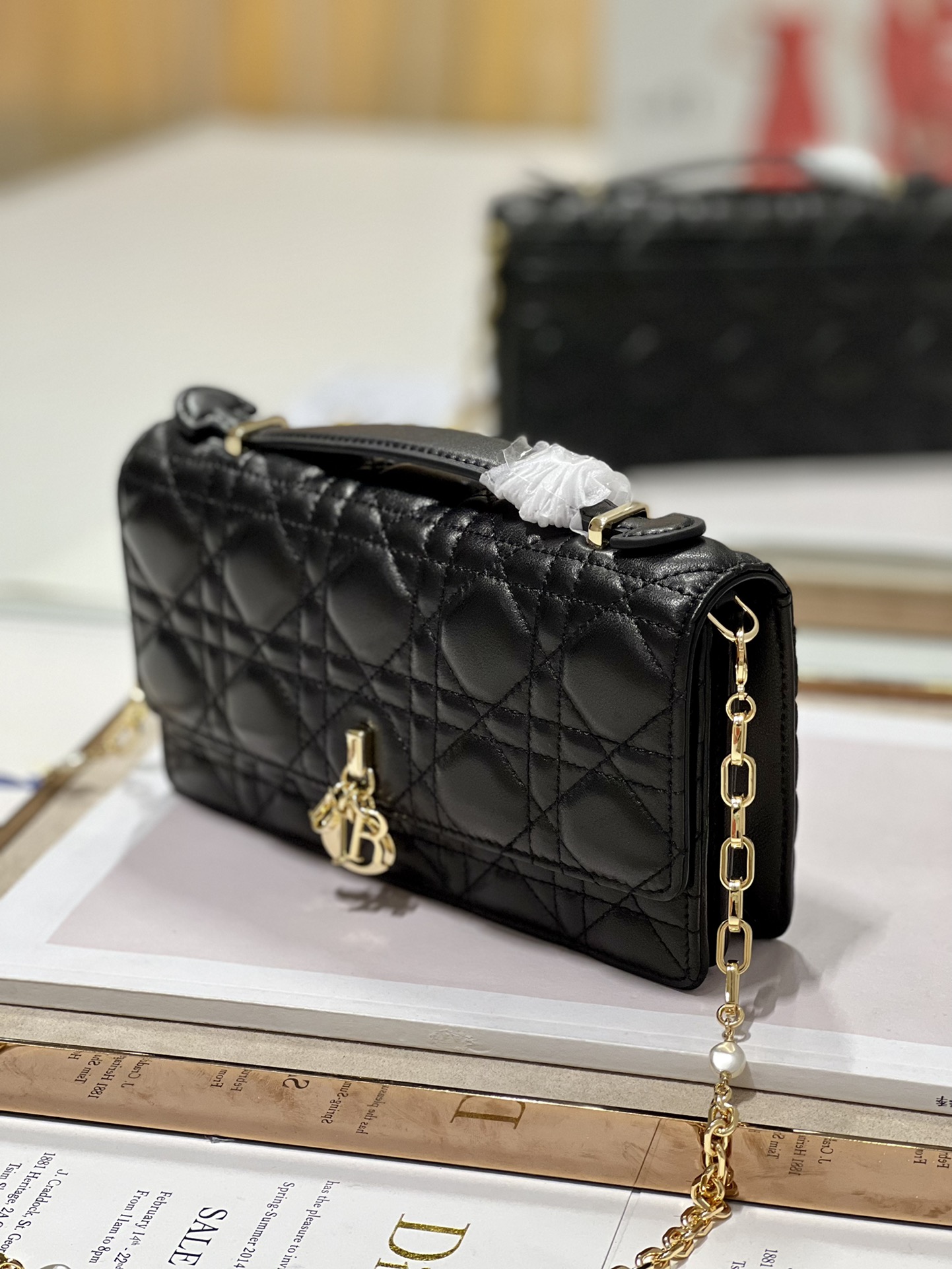 lady D*or bag-21 x 11.5 x 4.5ccm