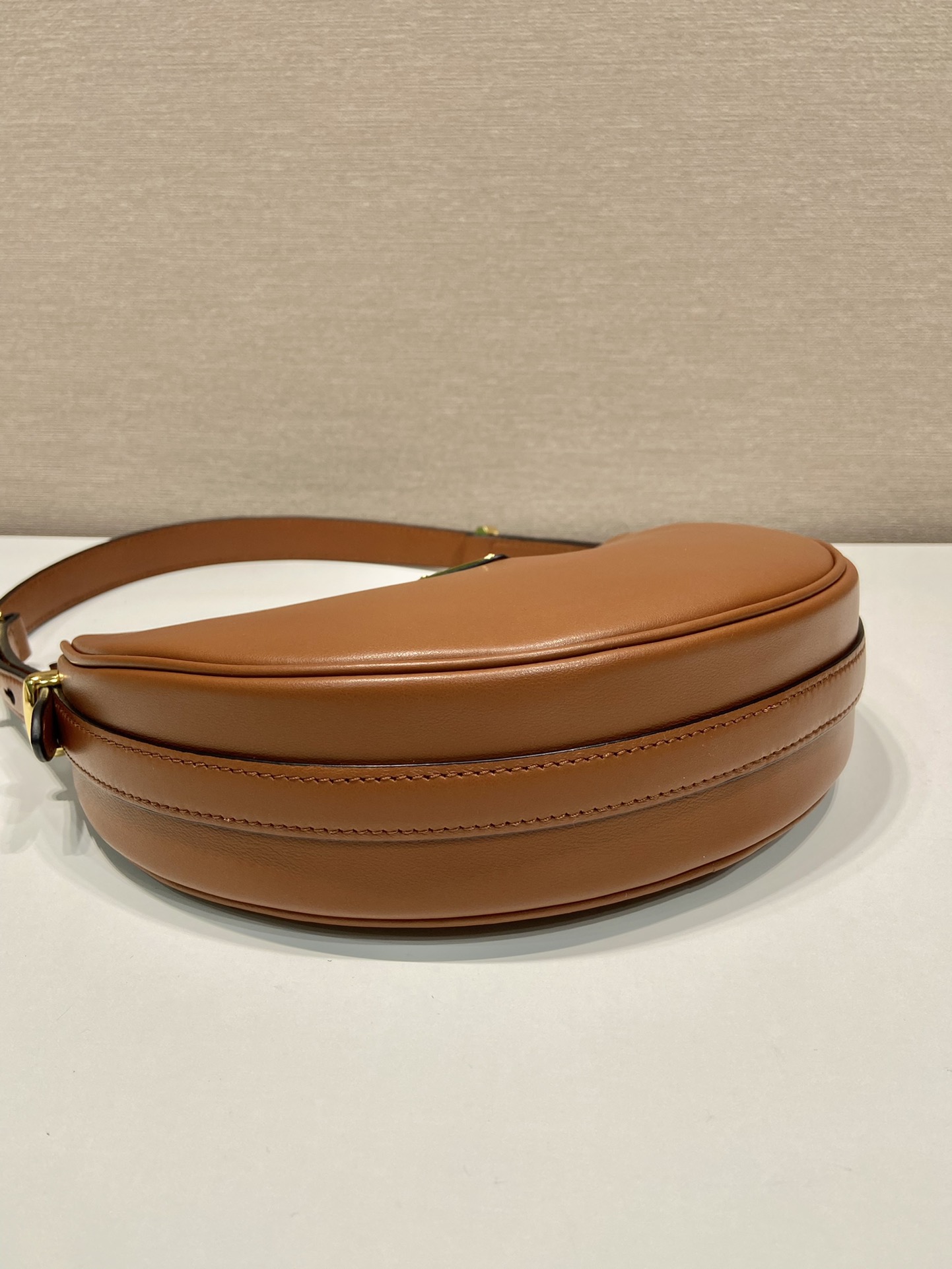 Pra*a moon handbags 1bc194-22.5*18.5*6.5cm