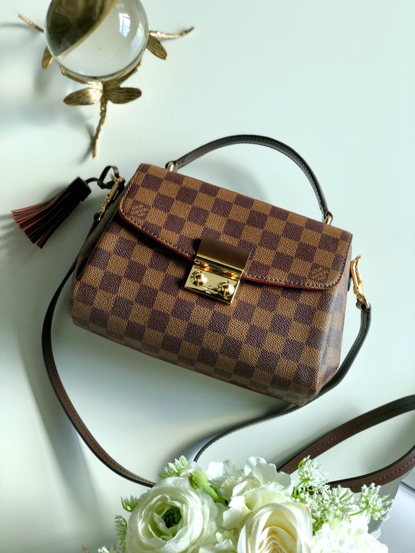 l0*is V*t0n croisette-n53000- 24.5x24.2x9cm