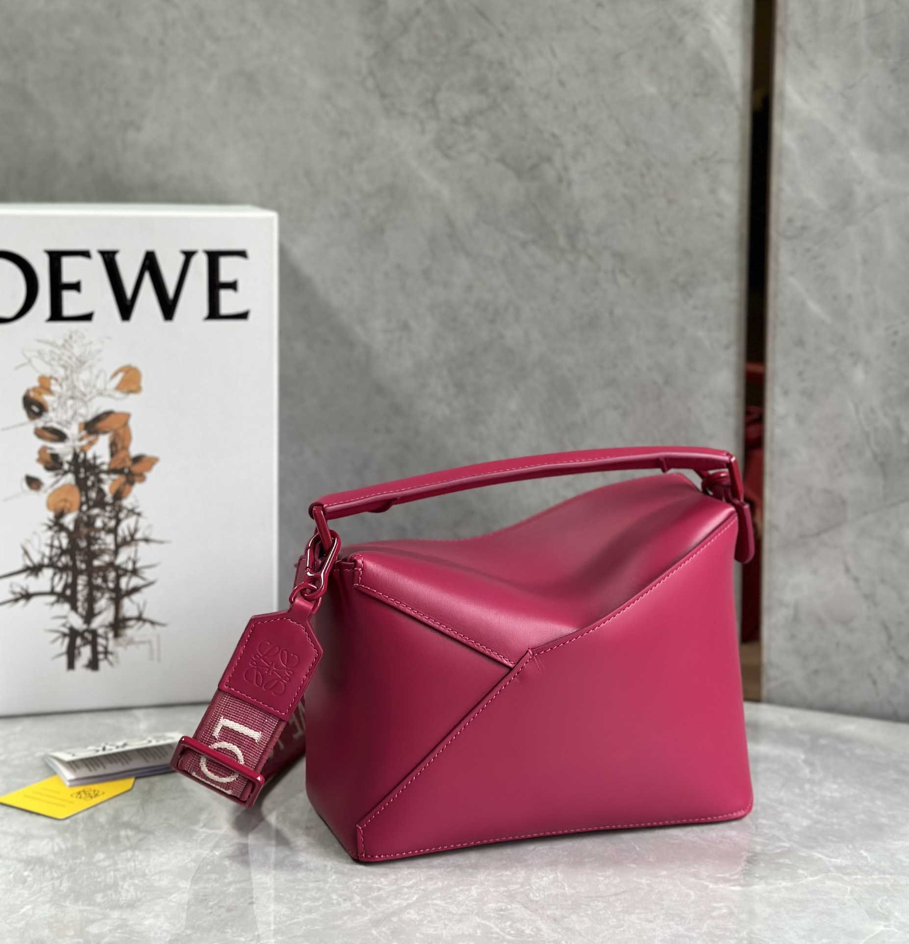 L0ew* puzzle small bag-24*10*14cm
