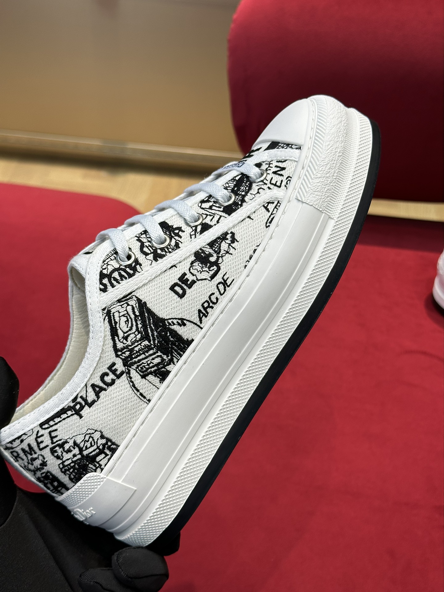 D*or sneakers