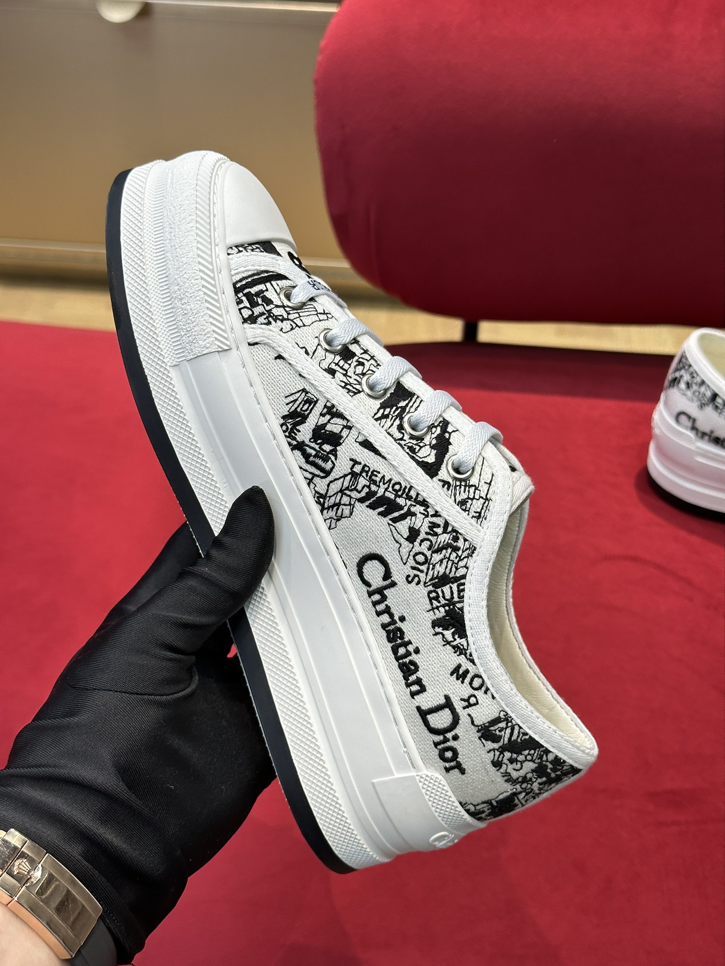 D*or sneakers