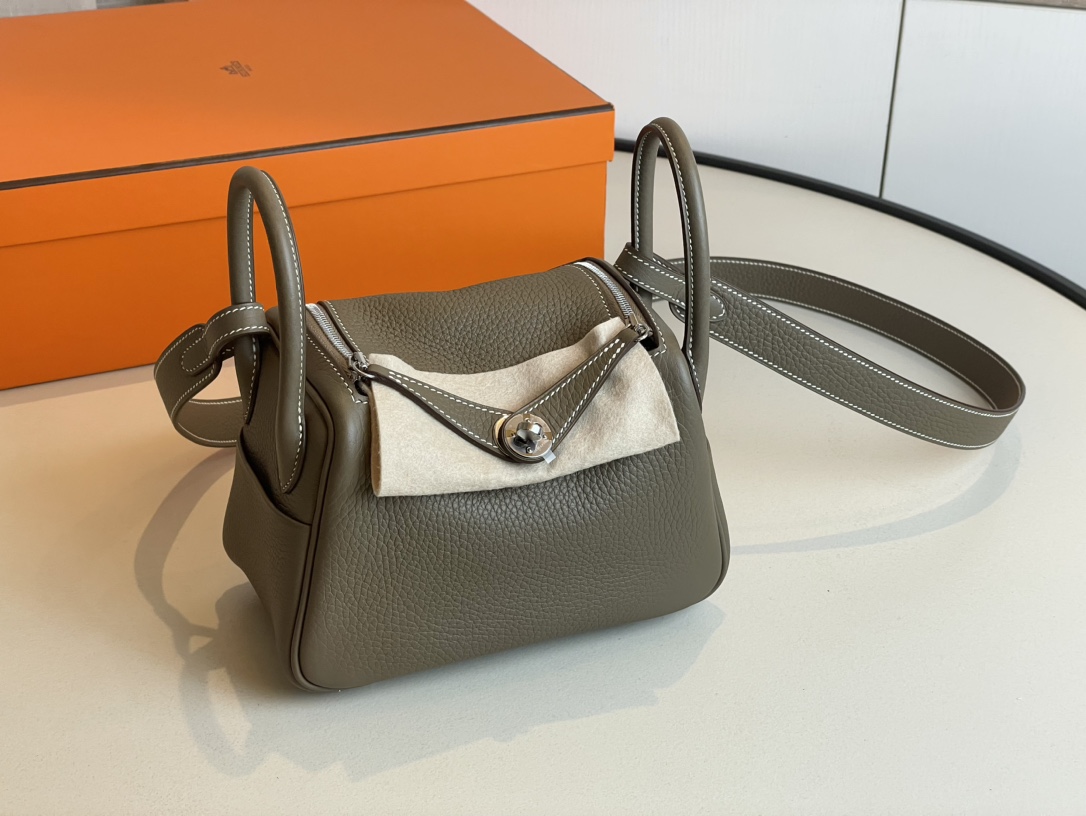 H**mes lindy 19-togo leather-19cm