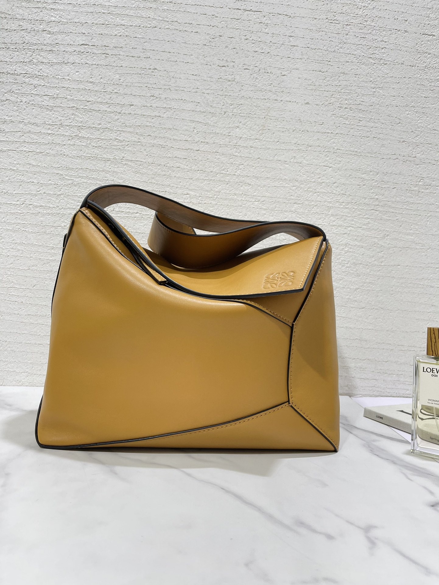 L0ew* hobo bag-33.5*16.5*24cm