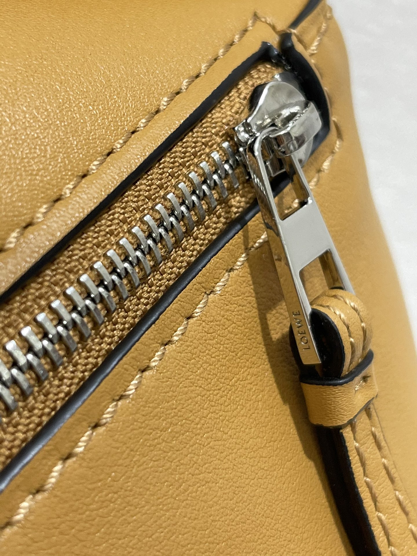 L0ew* hobo bag-33.5*16.5*24cm