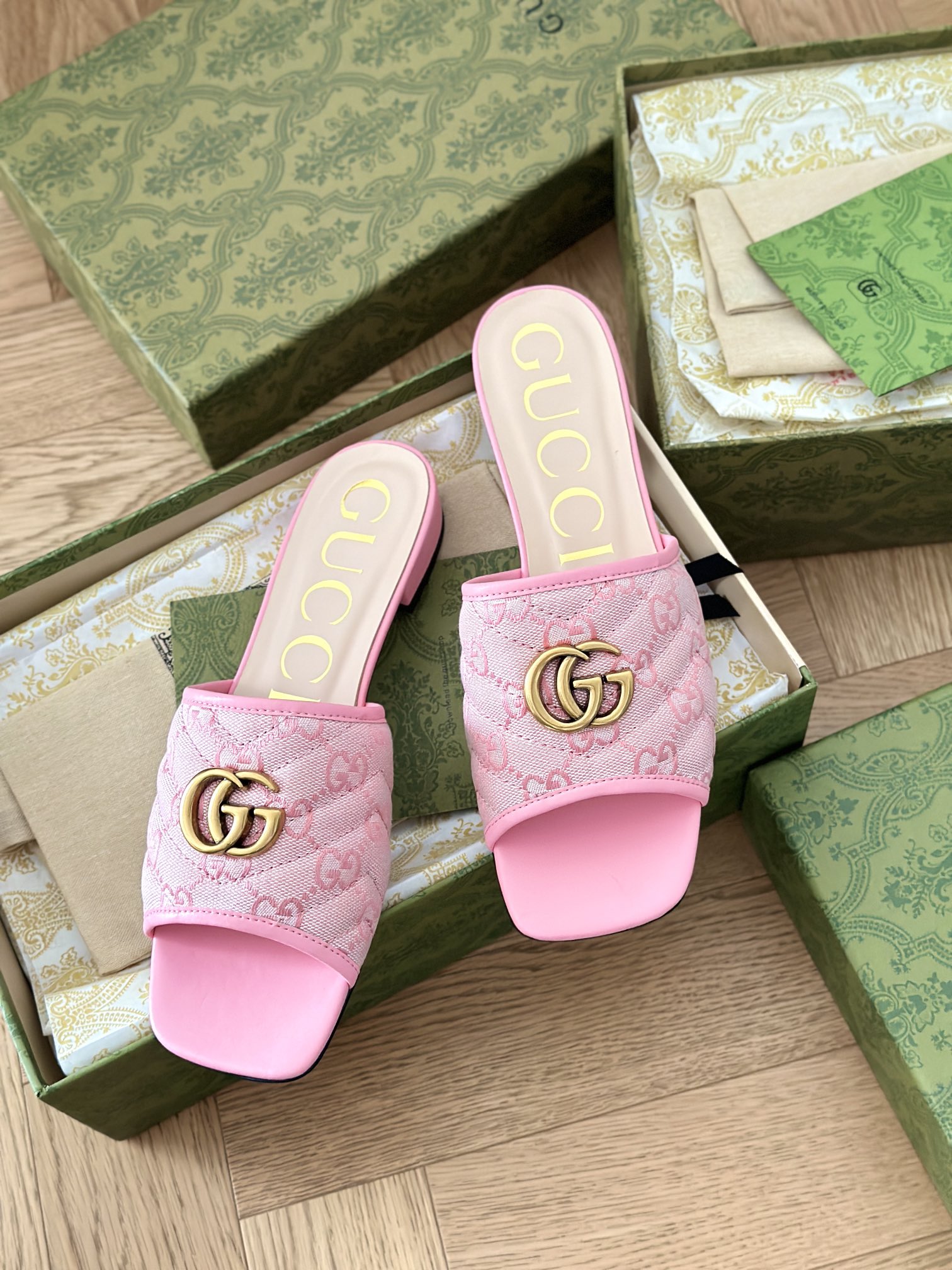G*u*i slides