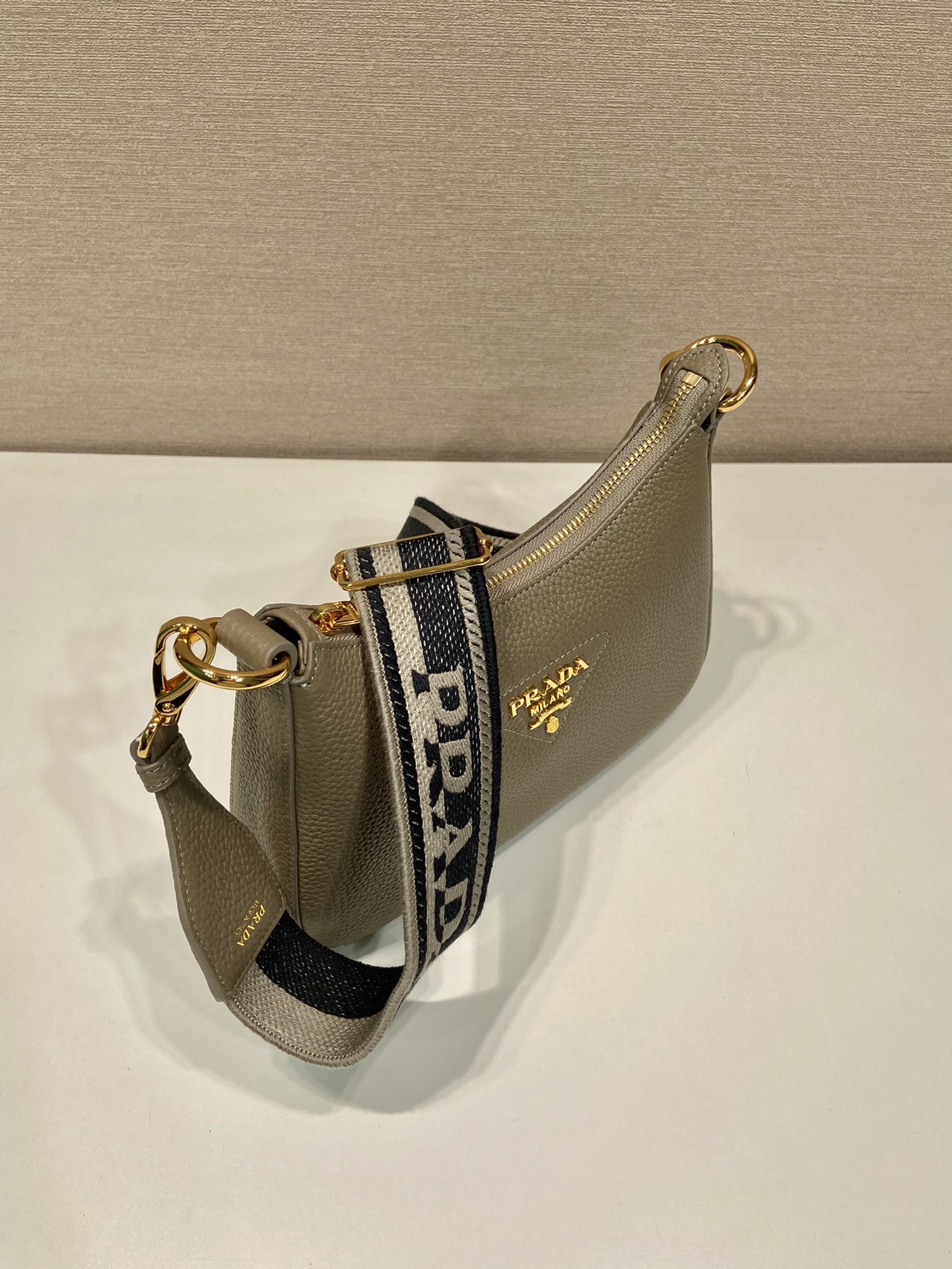 Pra*a 1bh193 tote-24*18*6cm