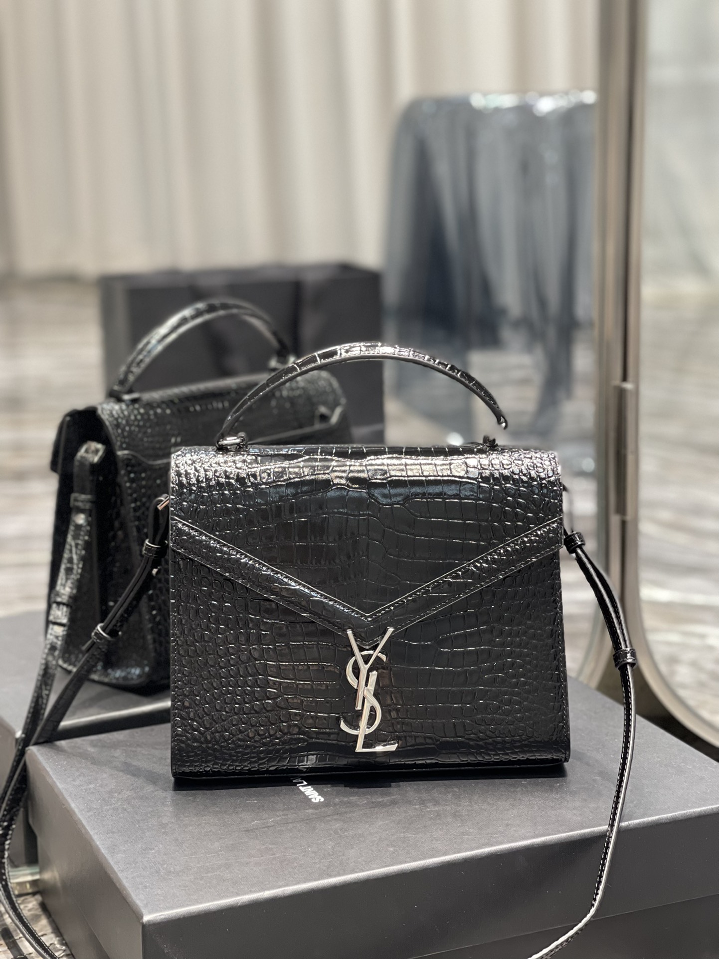 Y*L cassandra bag-24.5×20×11.5cm