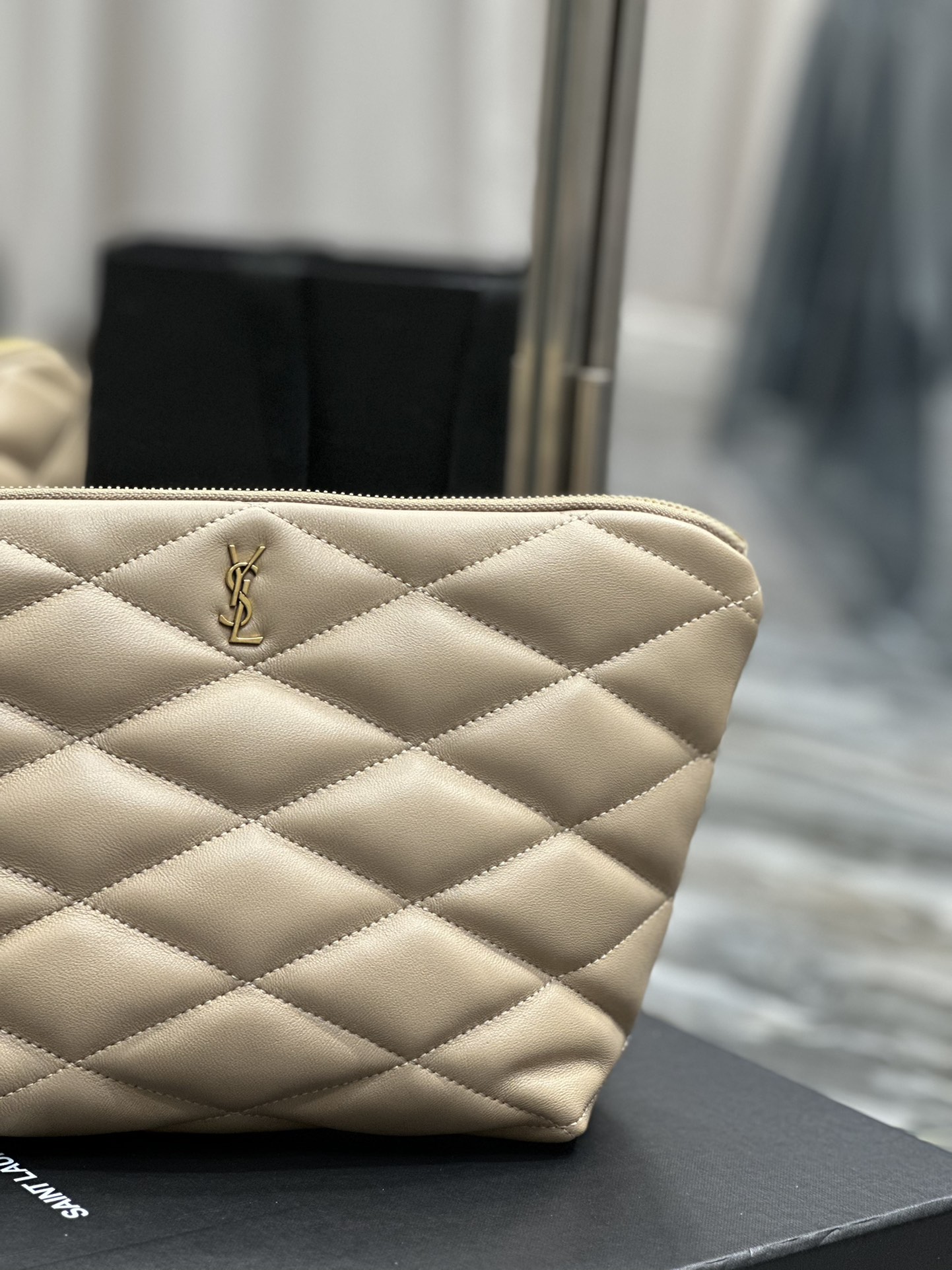Y*L sade pouch-26x19x11cm
