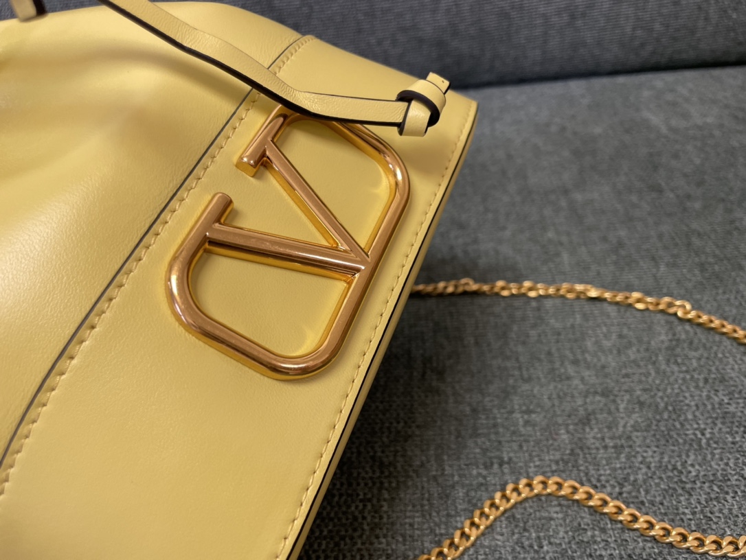Valentin0 Bucket Bag-20*17*8CM
