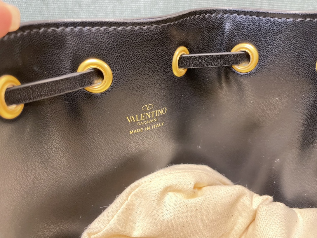 Valentin0 Bucket Bag-20*17*8CM