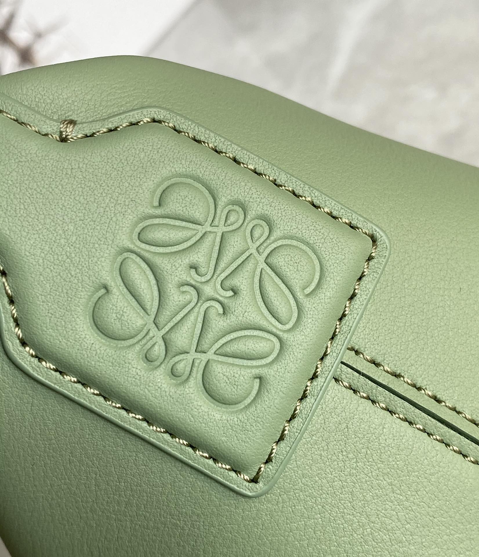 L0ew* cubi bag-20.5×17×12.5cm