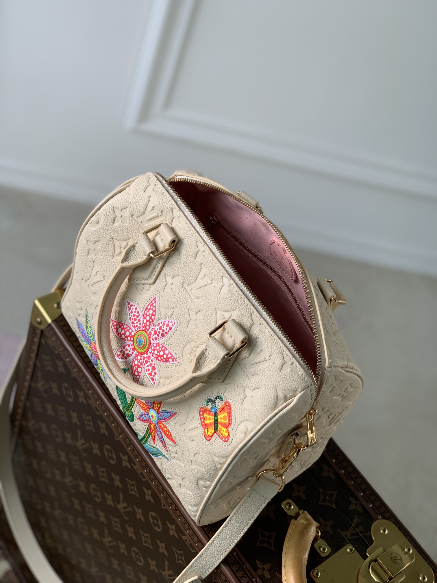 l0*is V*t0n xyk speedy bandoulière 25-25x 19 x 15cm