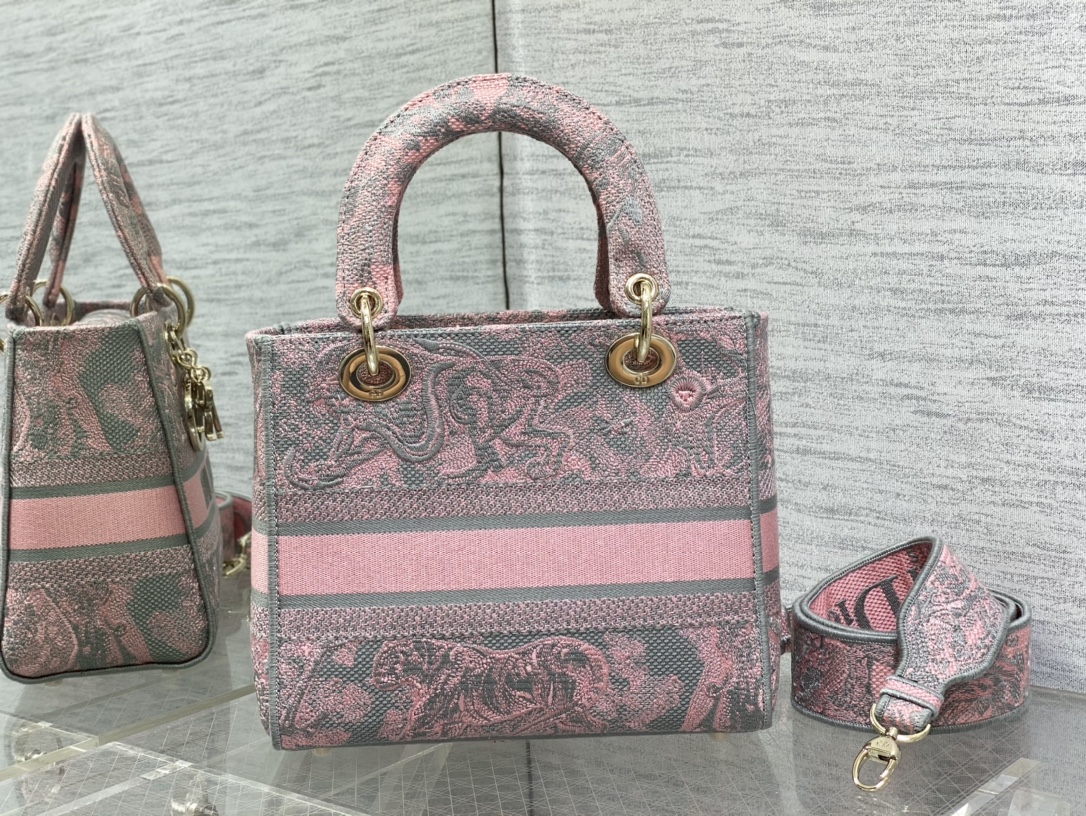 lady D*or handle bag-24×20×11cm