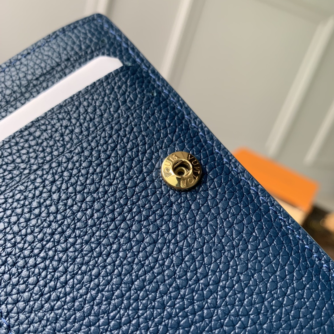 l0*is V*t0n cléa wallet-11*8.5*3.5cm