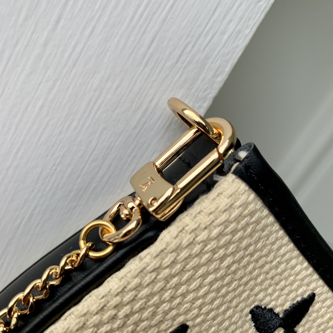 l0*is V*t0n mini pochette accessories-15.5 x 10.5 x 4cm
