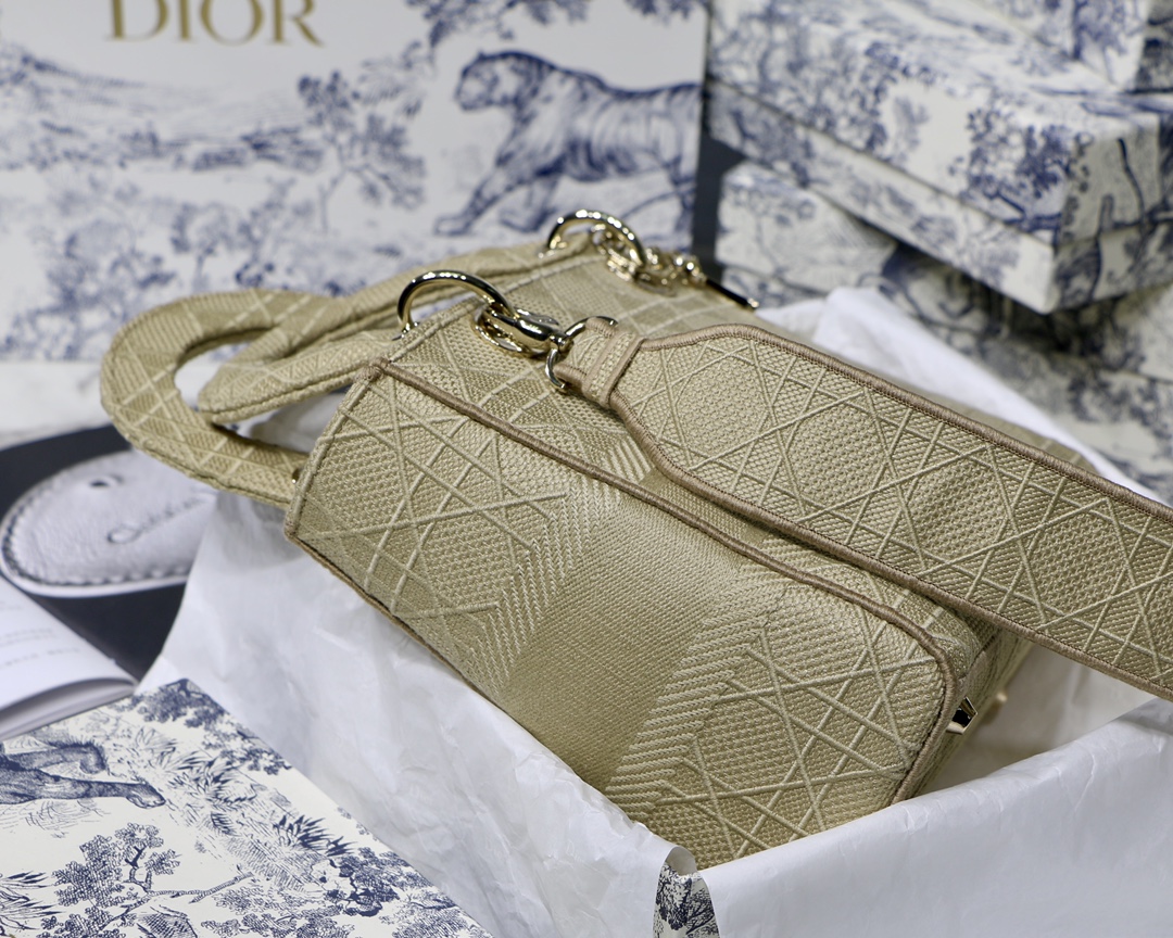 lady D*or handle bag-24cm