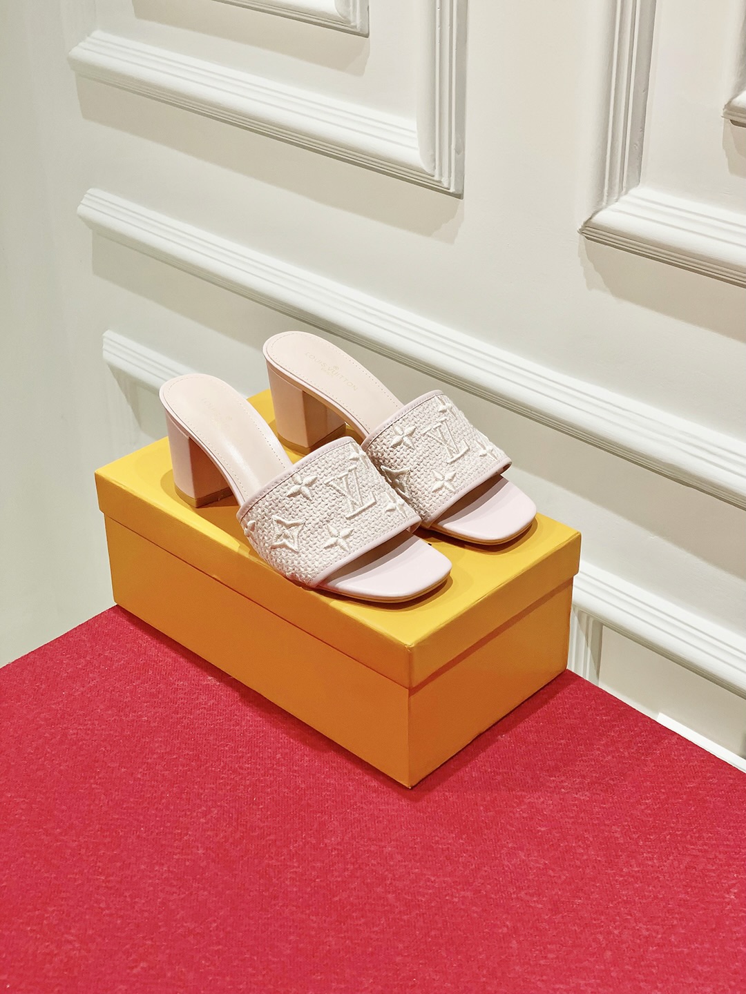 l0*is V*t0n slippers-6.5cm