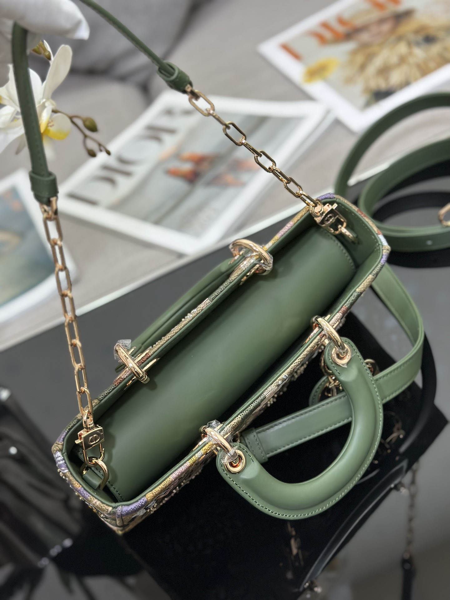 lady D*or handle bag-26 x 13.5 x 5cm