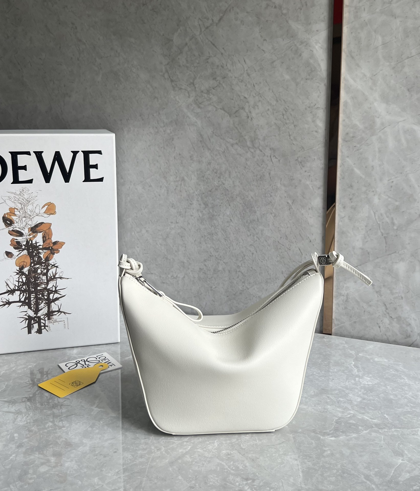 L0ew* hammock hobo bag-28*17*9.5cm