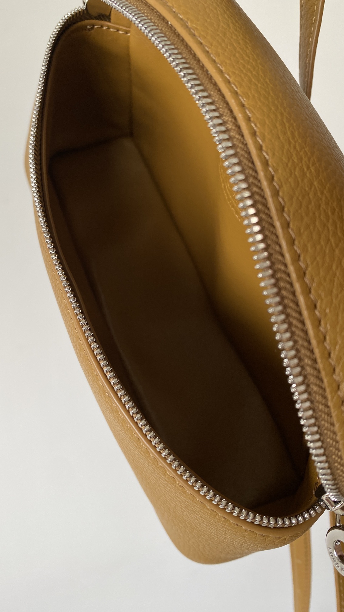 L**o p*ana bag-19cm