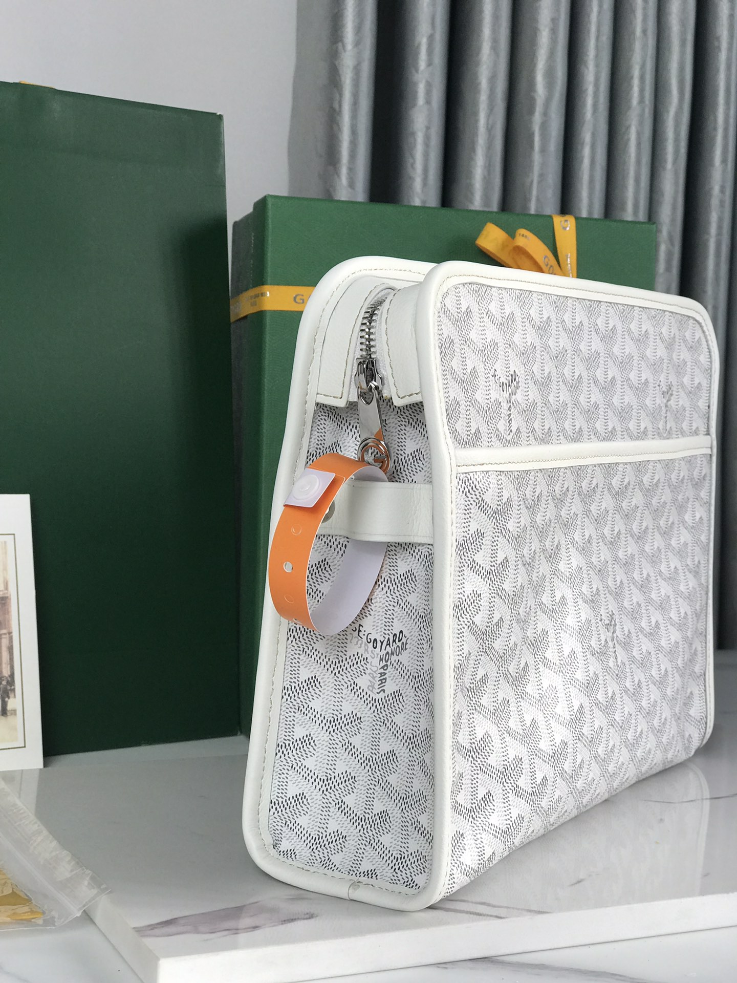 Go*ard toiletry bag-30x23×7.5cm