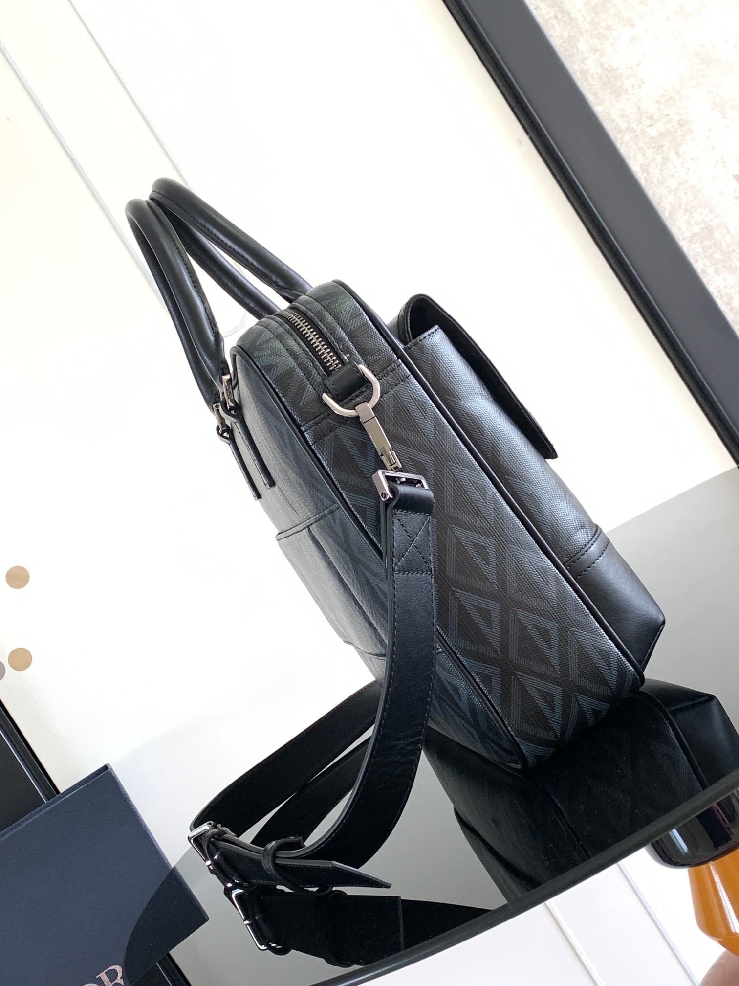 D*or hit the road bag-36.5 x 26 x 11cm