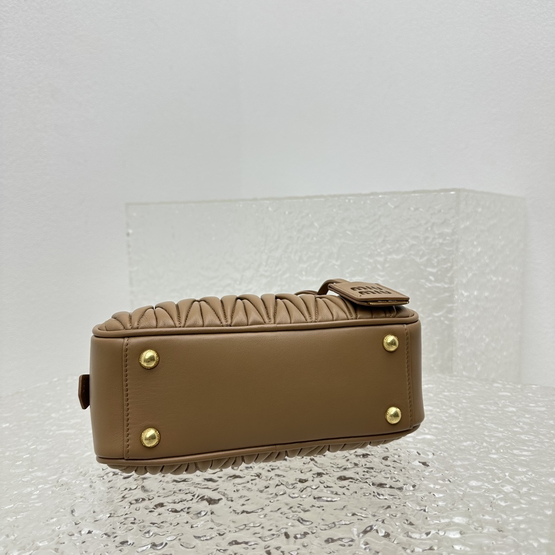 M*um*u vintage rectangular bag-23*12*8cm