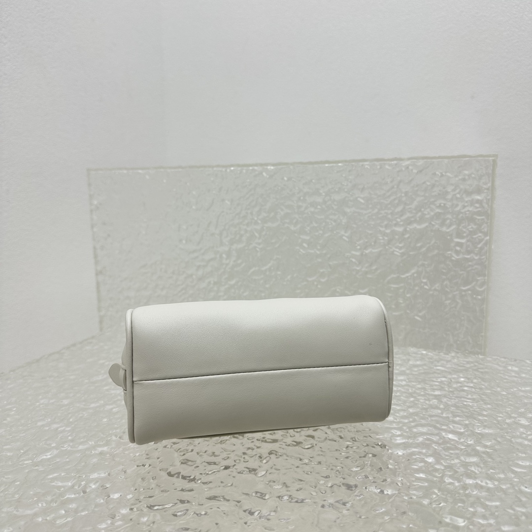 M*um*u ss23 bag-18*11.5*8cm