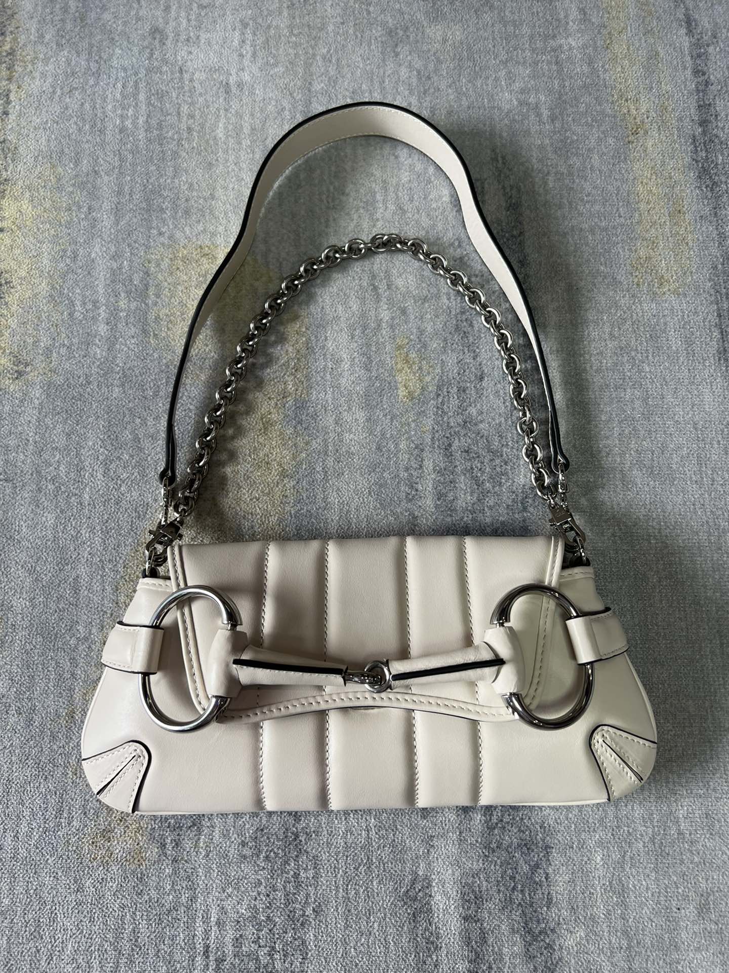 G*u*i horsebit chain 2023-27x11x5cm