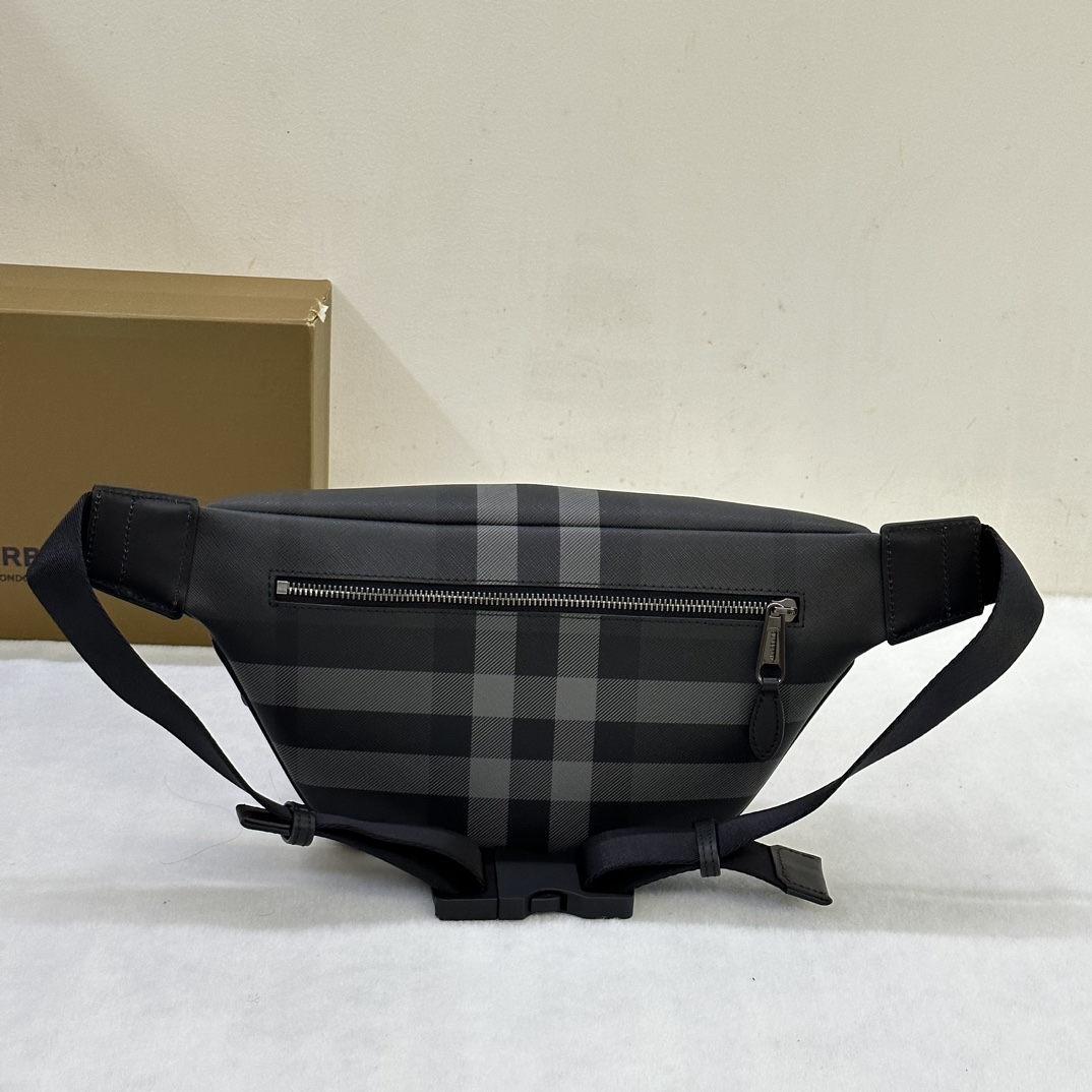 B**rry waist bag-37.5 x 8 x 17cm