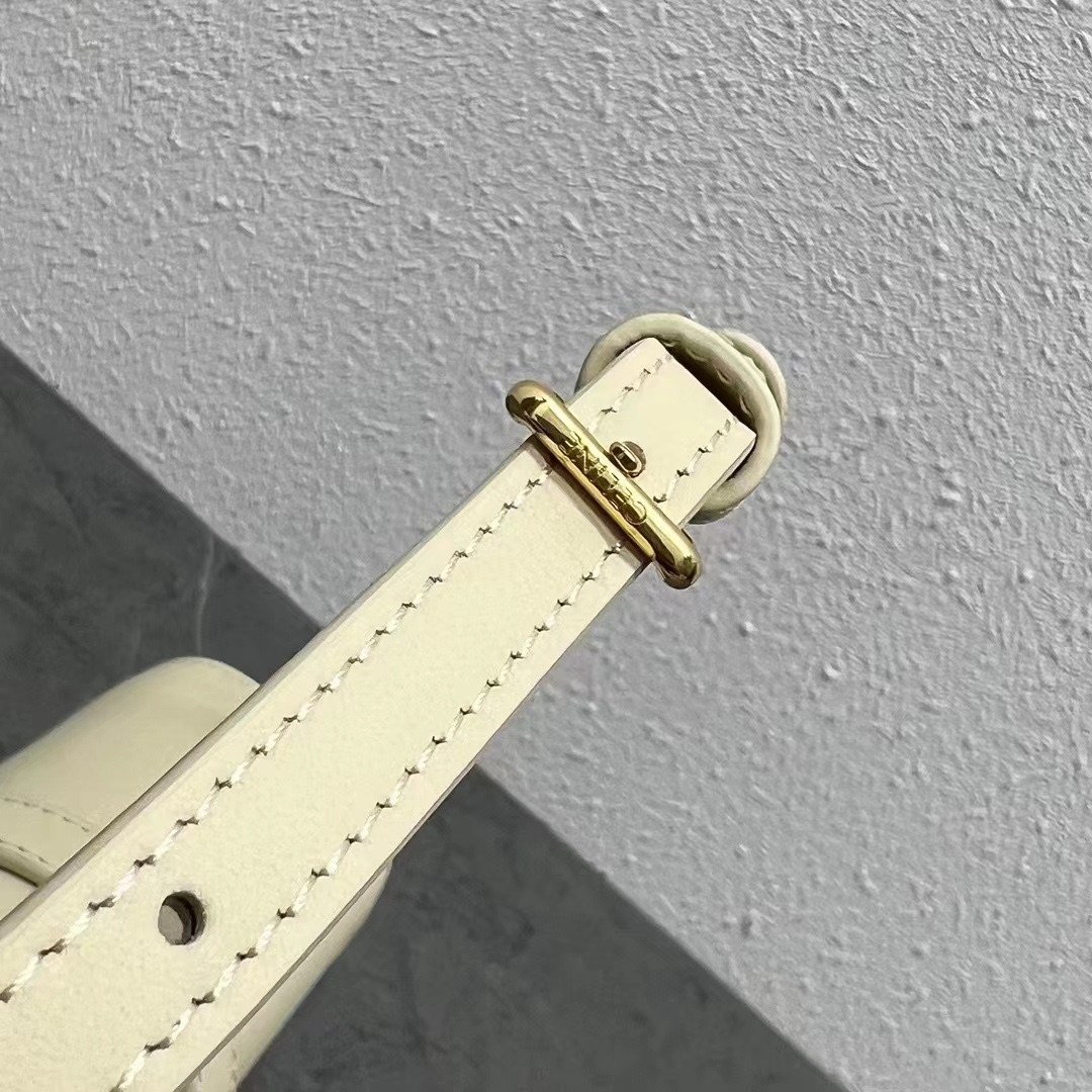 Celin Mini Tabou Clutch On Strap-16×3.5×12.5CM