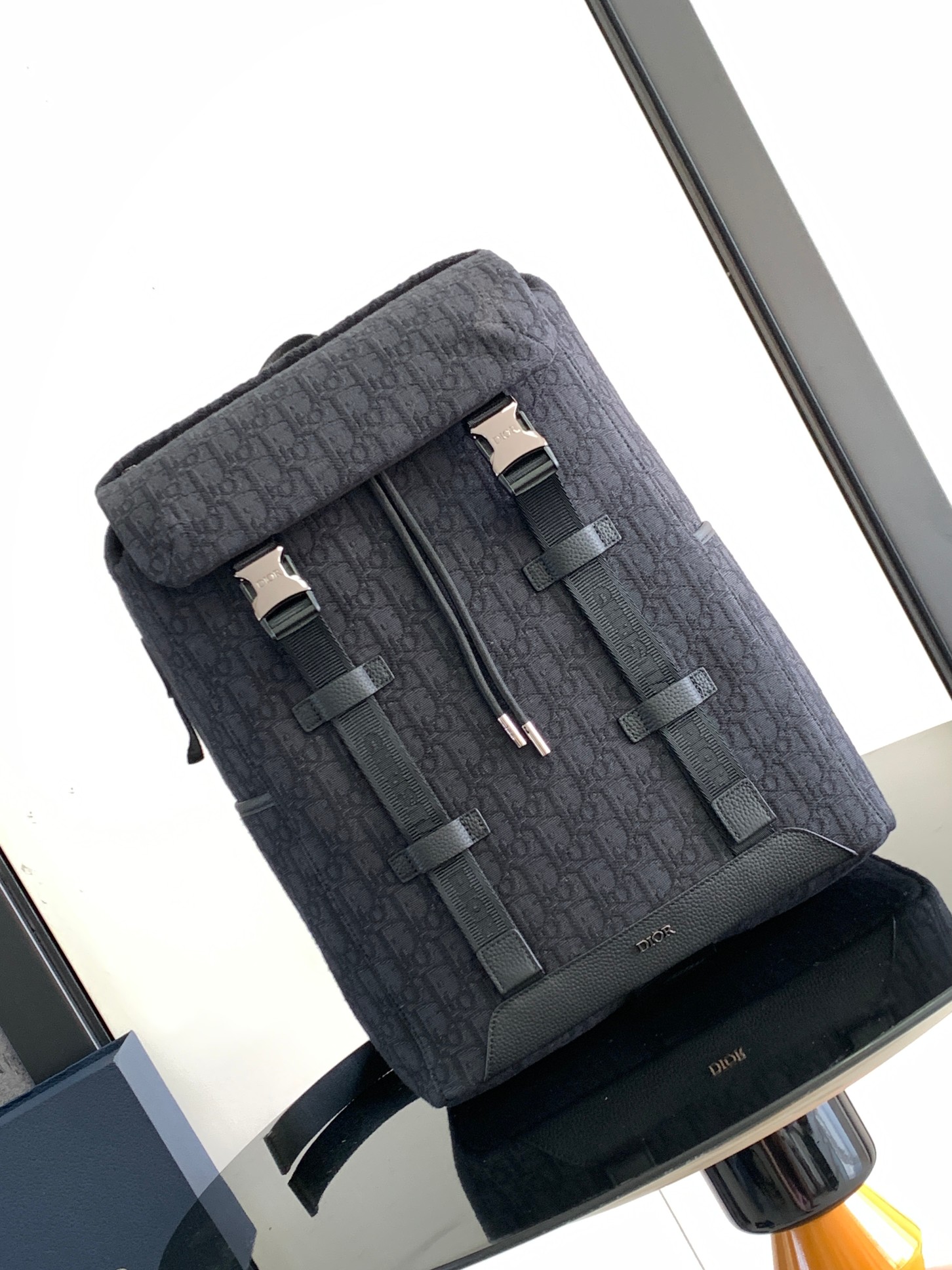 D*or explorer backpack-31 x 42.5 x 14.5 cm