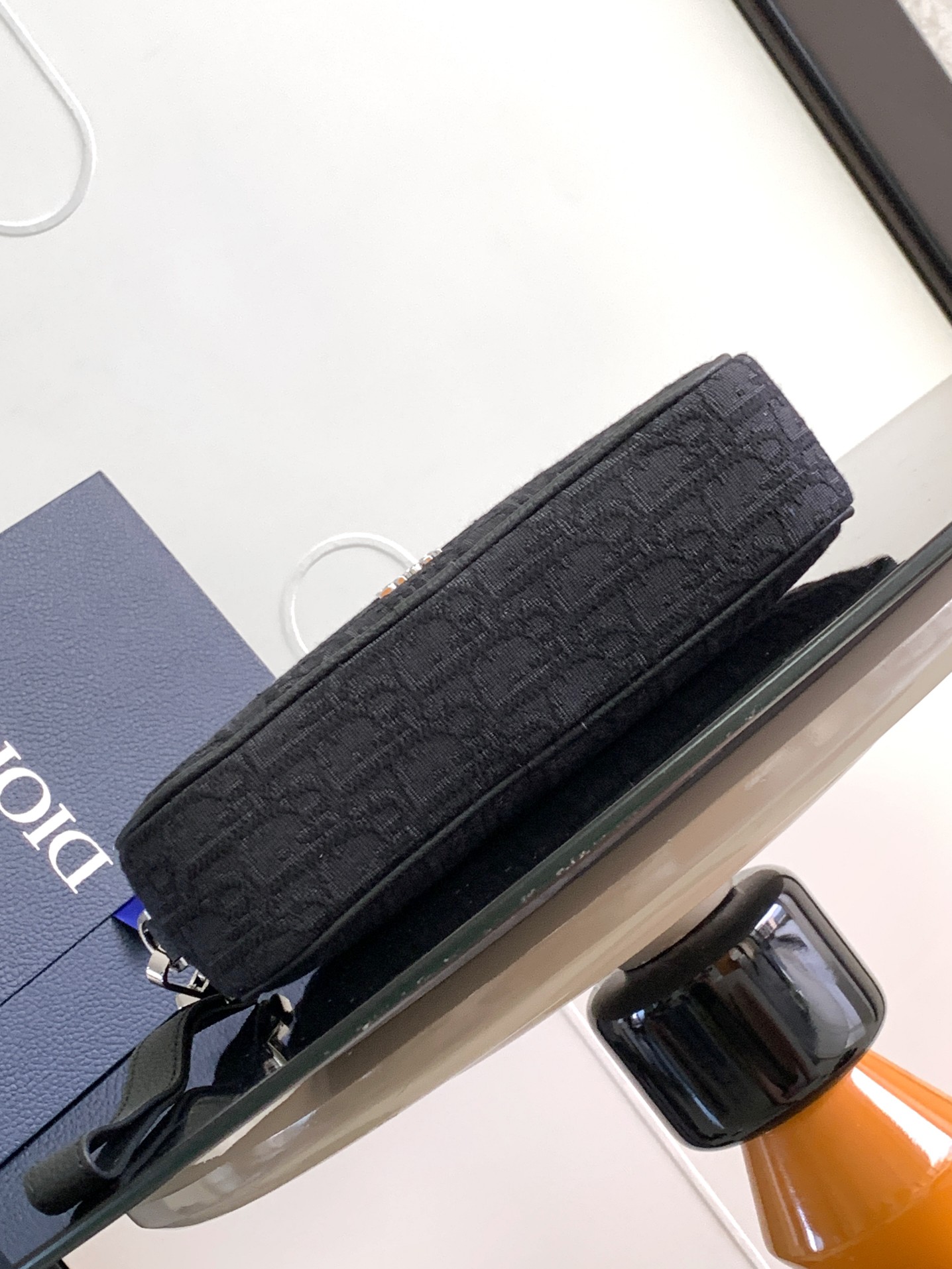 D*or pouch-24 x 15.5 x 5.5cm