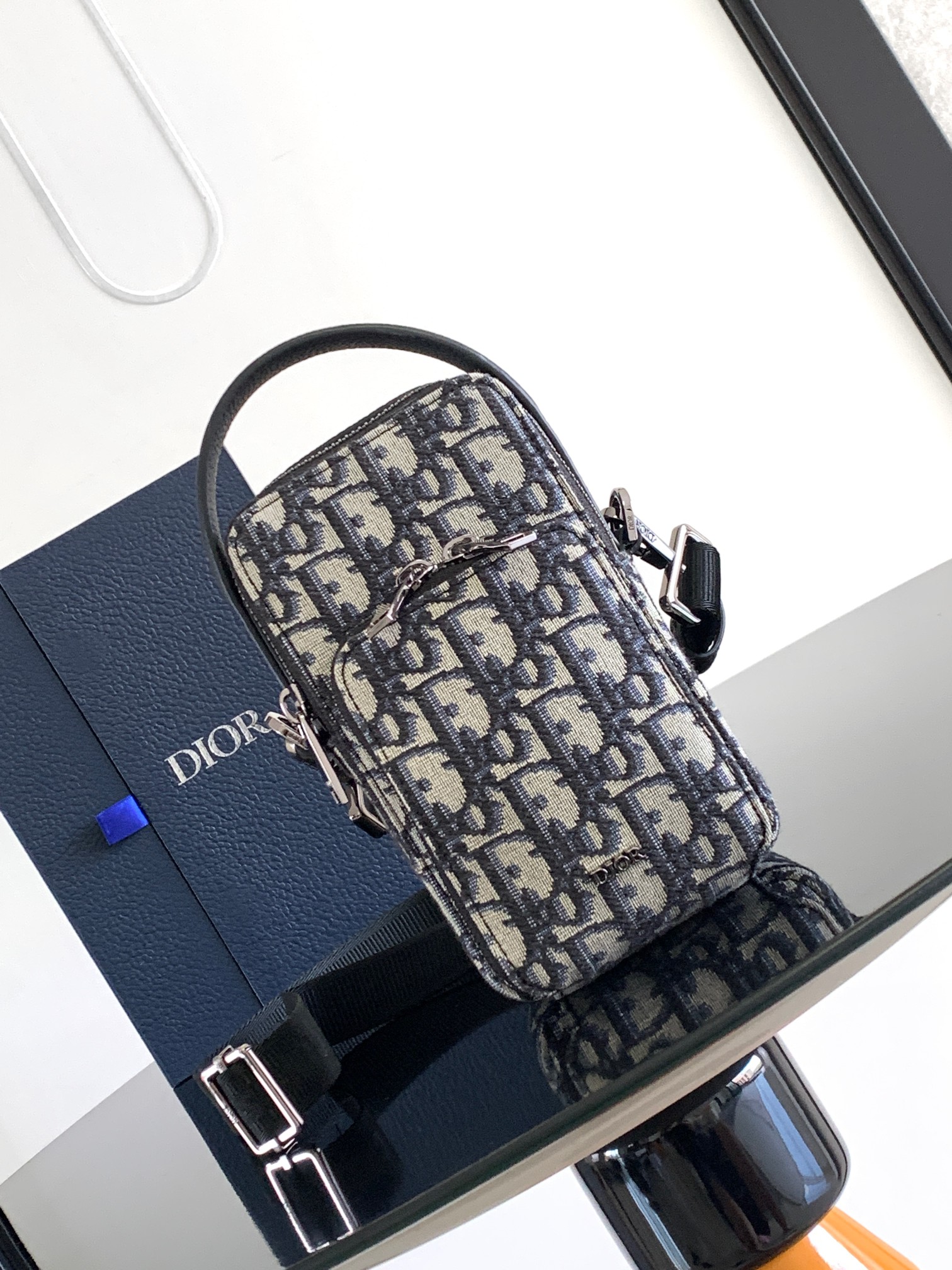 D*or rider handbags-10 x 17 x 5cm