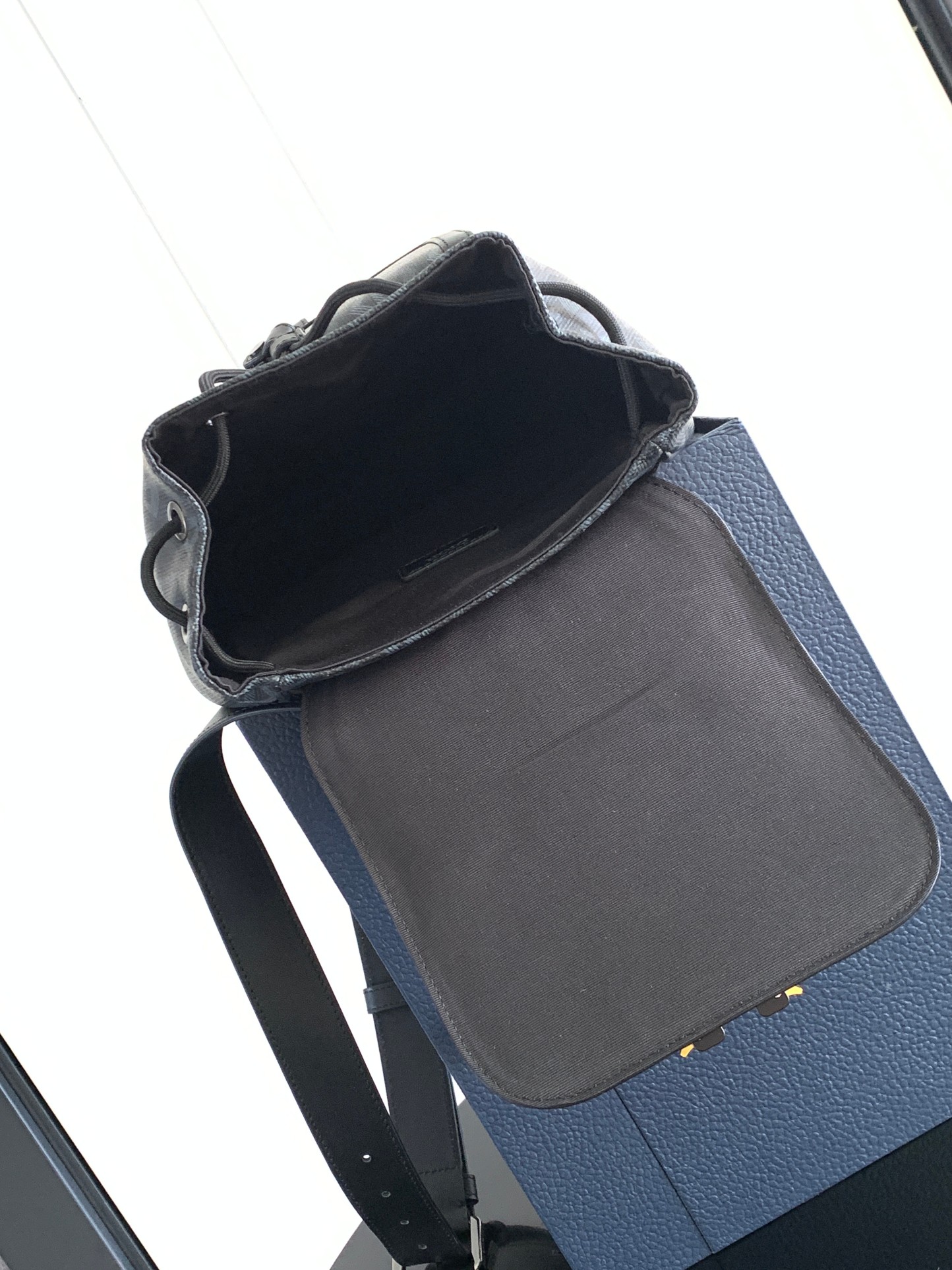 D*or hit the road backpack-23 x 32 x 12cm