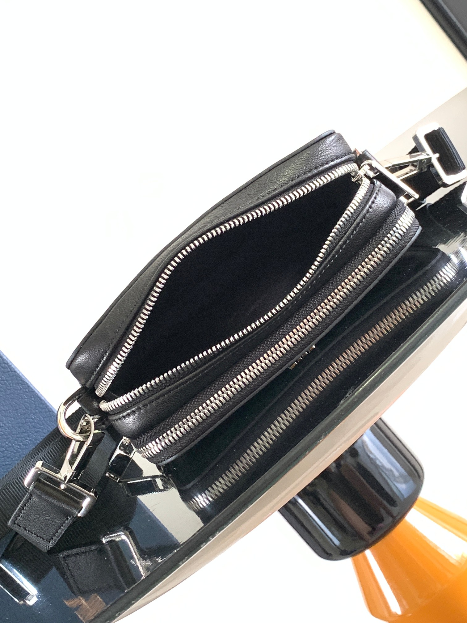 D*or oblique handlebag-17 x 12.5 x 55cm