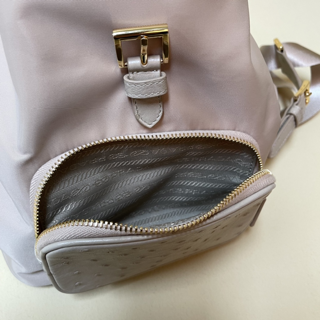 Pra*a backpack 1bz074 -20.5×25×11.5cm