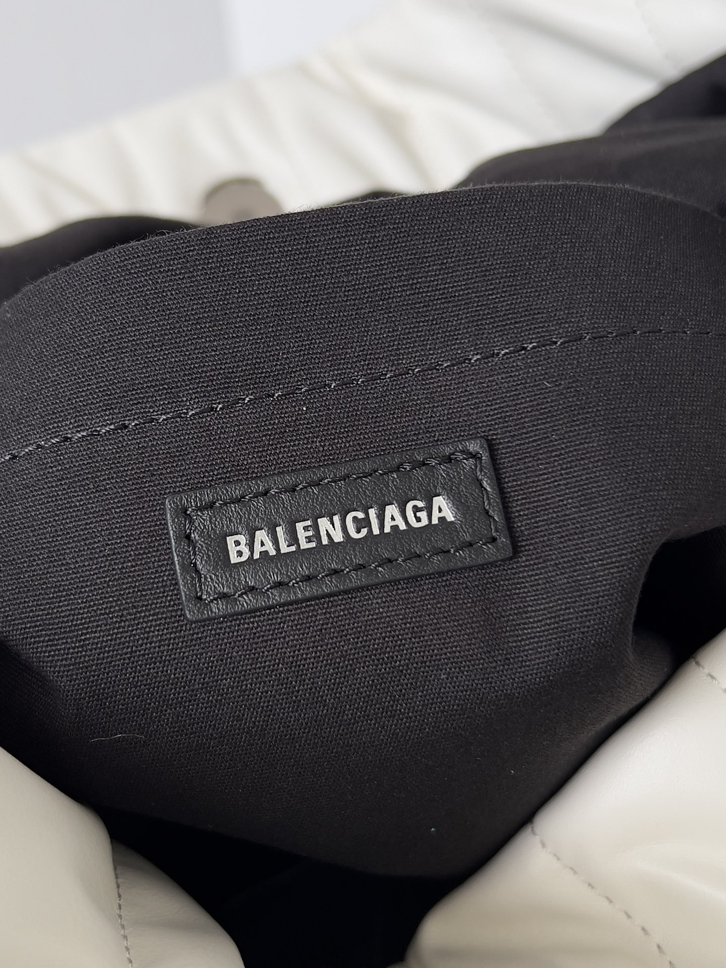 Ba*len*cia*ga monaco bag-43.5*32*13cm