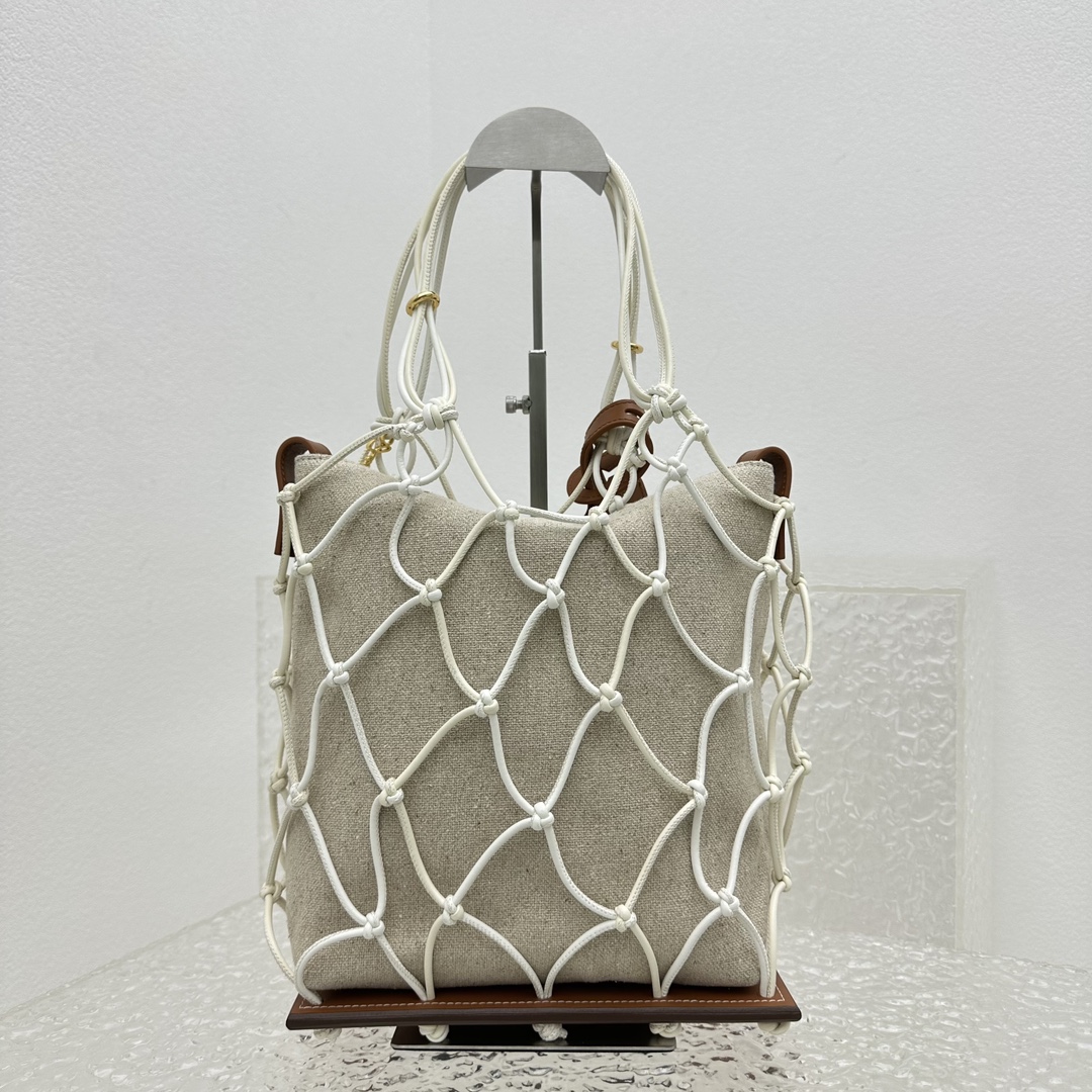 Ja*qvemvs mesh beach tote bag-23*42*11.5cm