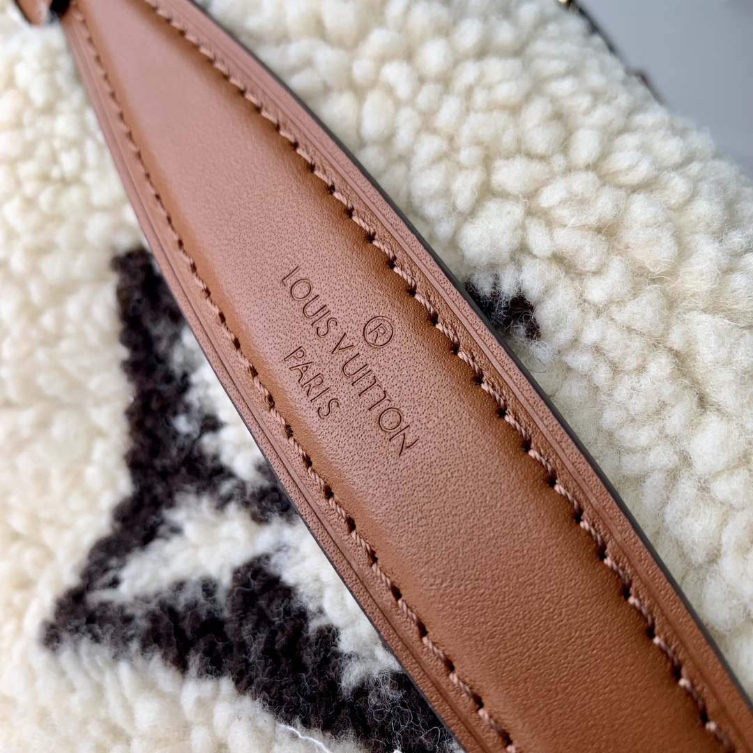l0*is V*t0n bumbag-m23715-37*14*13cm