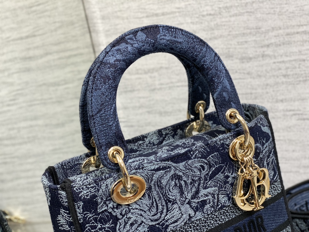 lady D*or handle bag-24cm